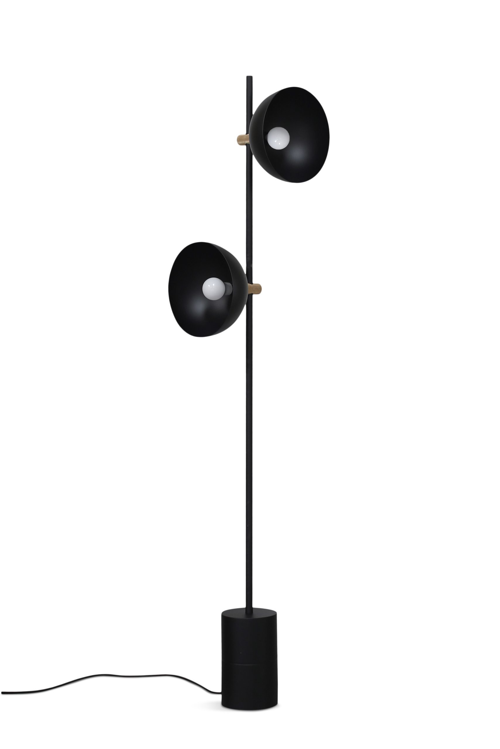 HANDVÄRK STUDIO GULVLAMPE, MESSING - 135